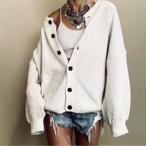 Brand new Aerie oversized sweater - Picture 10 of 10